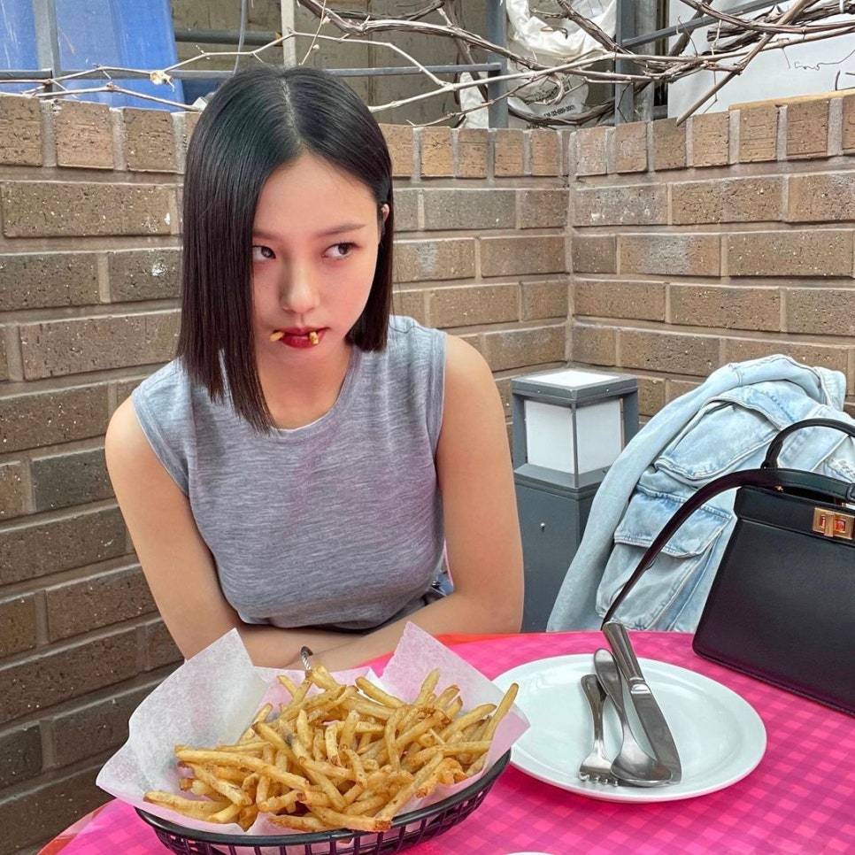 취향따라 갈리는 고민시 장발 vs 단발.jpgif | 인스티즈