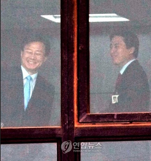 결국 고개 숙인 대통령.jpg | 인스티즈