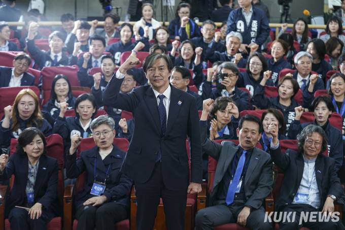 영화로 나왔으면 작위적이라고 개까였을 시나리오.jpg | 인스티즈