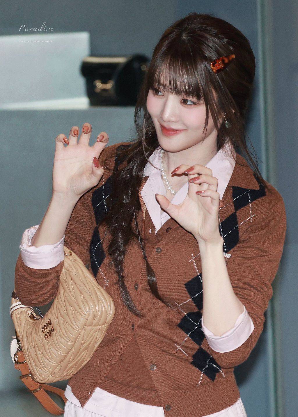 긱시크, 러블리st 다 보여주는 가을 미우미우 민니 | 인스티즈