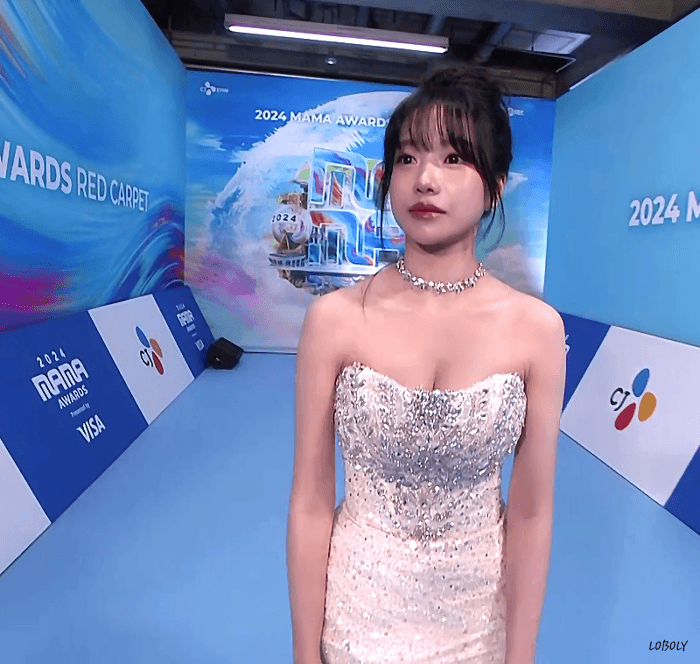 은근 섹시한 배우 조유리.jpgif | 인스티즈