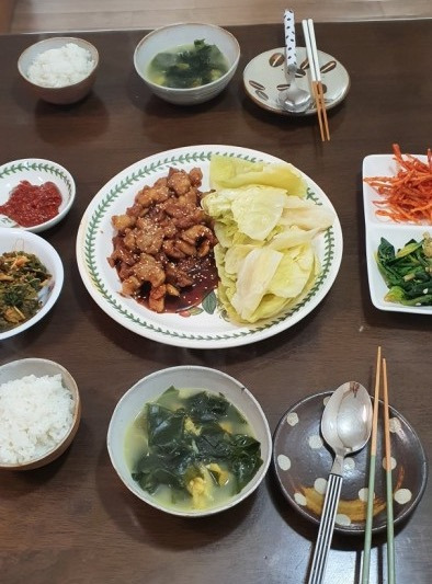 30대 여시들 집밥이 더 맛있다 vs 그래도 아직은 떡볶이치킨피자햄버거가 더 맛있다 | 인스티즈