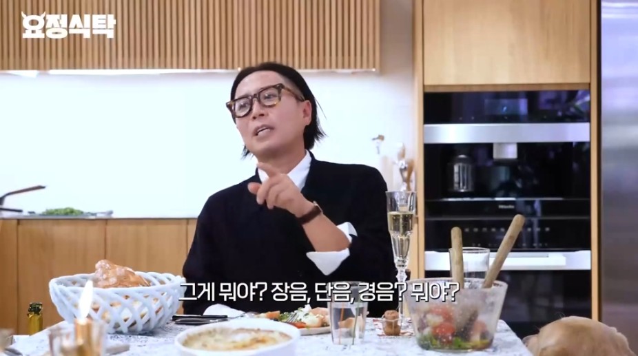 발음과 발성에 보수적인 KBS 설명하는 전현무 | 인스티즈
