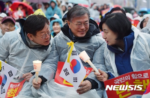 찬대: 성남시장할 때가 제일 행복했다고 해서 사람들이 많이 우시더라고요~ 재명: 그래요? 진짜.. 진짜 그랬어 | 인스티즈