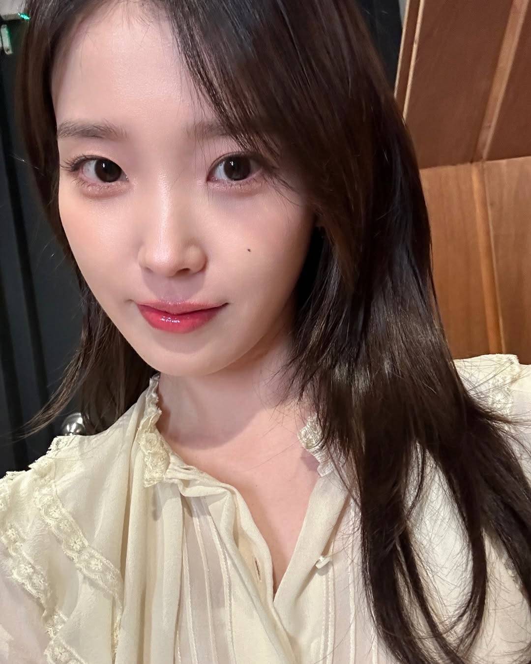 오늘자 아이유 인스타 .jpg | 인스티즈