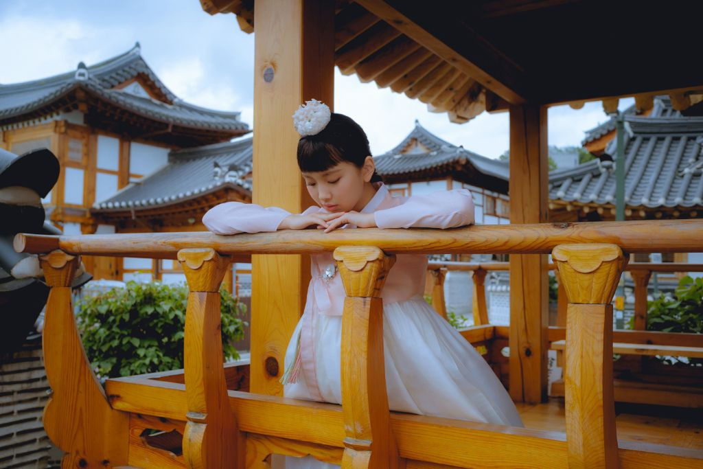 매년 다른 뉴진스 한복화보 취향 골라보기 | 인스티즈