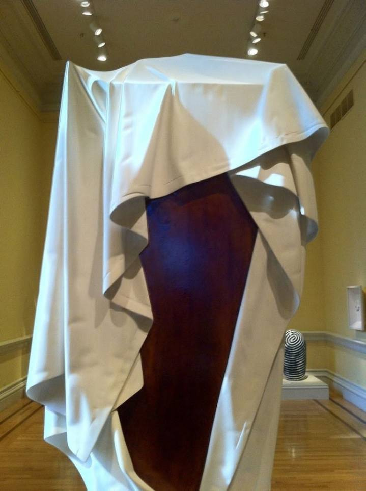 한 미술관에 전시된 유령시계라는 작품이 논란에 빠짐.jpg | 인스티즈