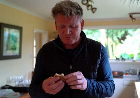 별안간 치즈샌드위치에 김치 넣는 고든램지 | 인스티즈