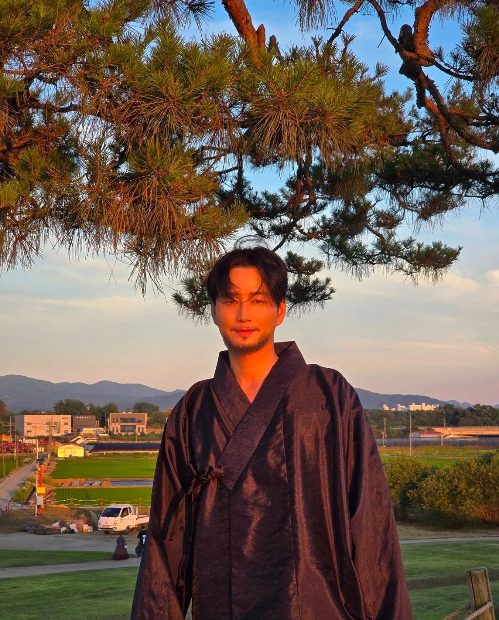 팬들이랑 버블 티키타카 잘하는 이현욱 | 인스티즈