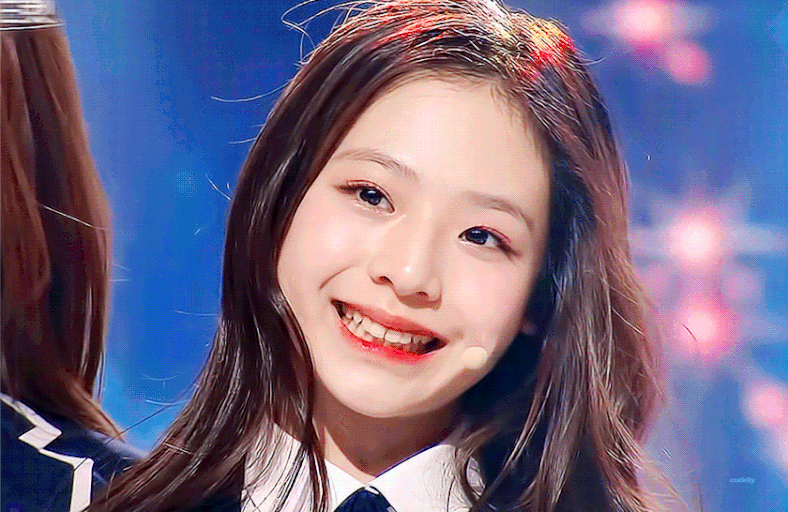 현재 활동하고있는 아이돌중 가장 어린 멤버 | 인스티즈