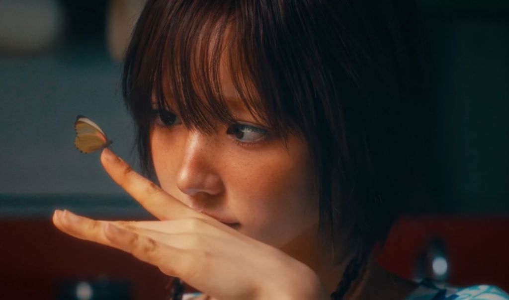 시골 목장 컨셉인듯한 스타쉽 신인 키키(KiiiKiii) | 인스티즈