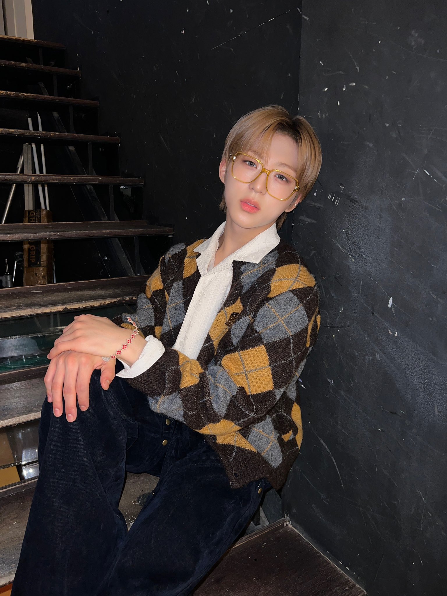 멤버들마다 비주얼 개성이 뚜렷한 아이돌...jpg | 인스티즈