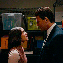 15금인데 이래도 되나 싶은 혐관클리셰 로코 영화.jpgif | 인스티즈