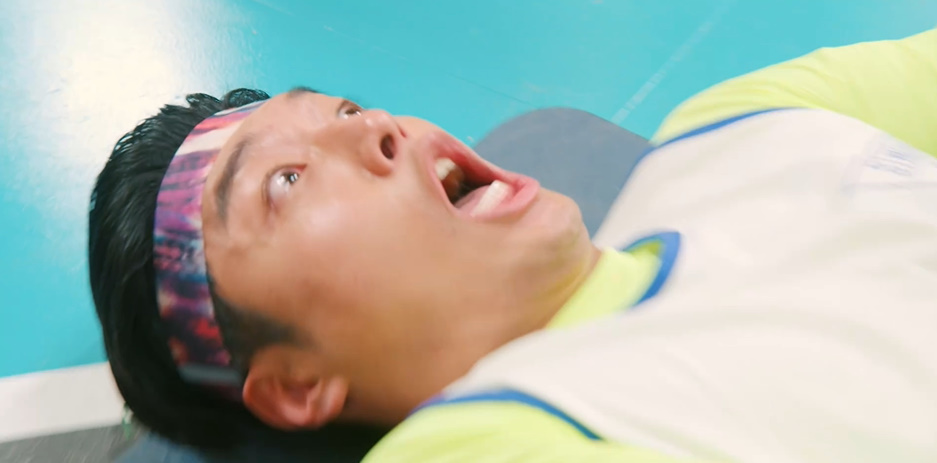 인급동 1위 찍은 사내 요가수업 대참사...jpg | 인스티즈