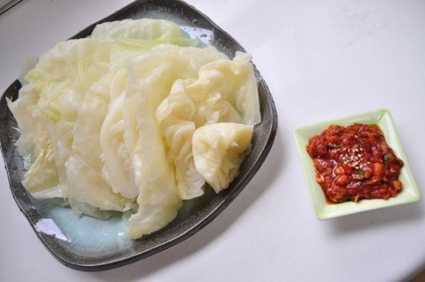 못먹는 사람은 절대 못먹는 쌈음식.jpg | 인스티즈