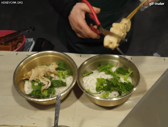 포장마차 국수에 소주 한잔.gif | 인스티즈