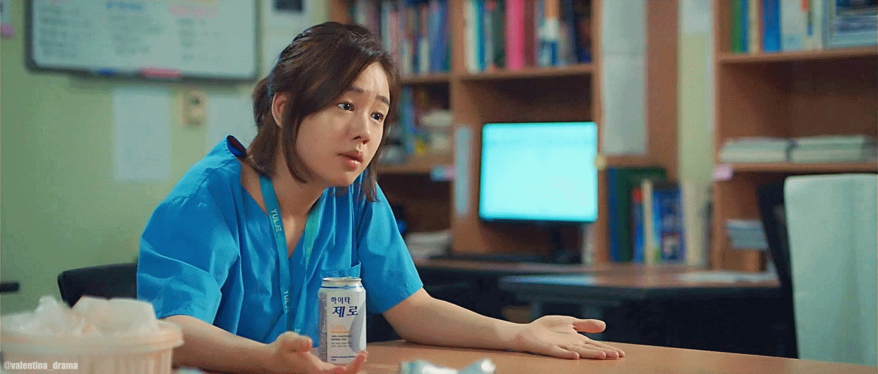 [슬기로운 의사생활] 얼죽아인 상사에게 뜨아주고 엿맥였습니다 ㅋ | 인스티즈