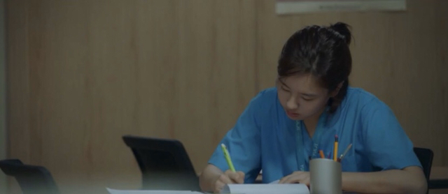 [슬기로운 의사생활] 얼죽아인 상사에게 뜨아주고 엿맥였습니다 ㅋ | 인스티즈