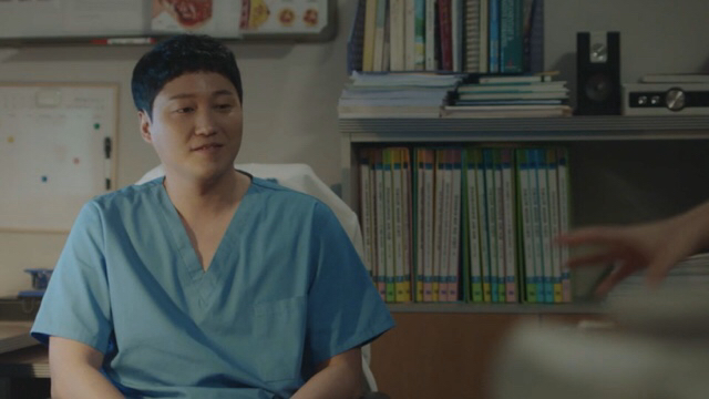 [슬기로운 의사생활] 얼죽아인 상사에게 뜨아주고 엿맥였습니다 ㅋ | 인스티즈