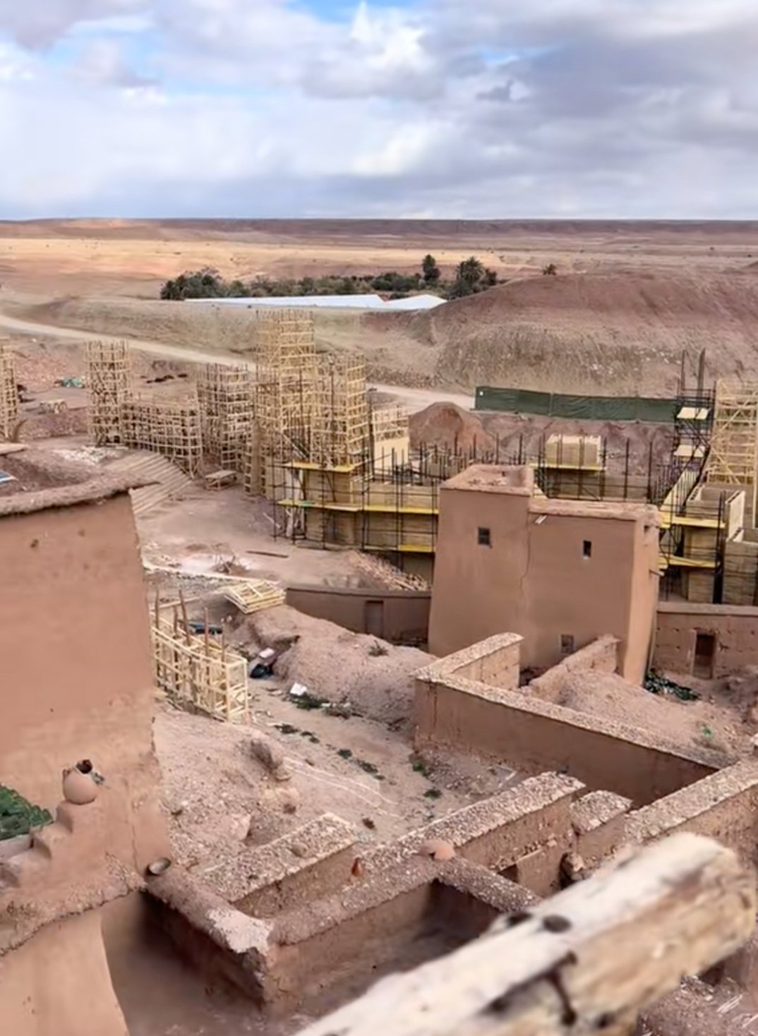 CG를 싫어하기로 유명한 크리스토퍼 놀란감독 신작 근황....jpg | 인스티즈