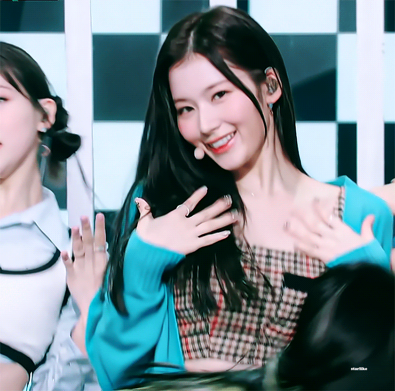 떡볶이를 안 좋아한다고 생각했었던 트와이스 사나 | 인스티즈