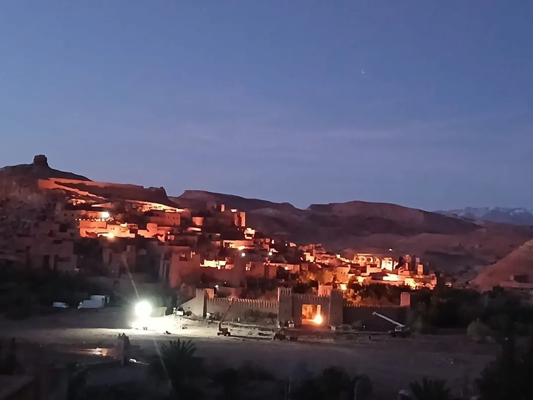 CG를 싫어하기로 유명한 크리스토퍼 놀란감독 신작 근황....jpg | 인스티즈