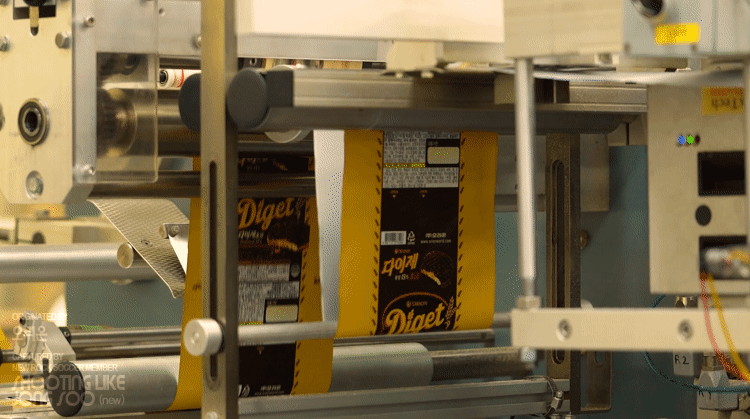 오리온 다이제 초코의 제조과정.gif | 인스티즈