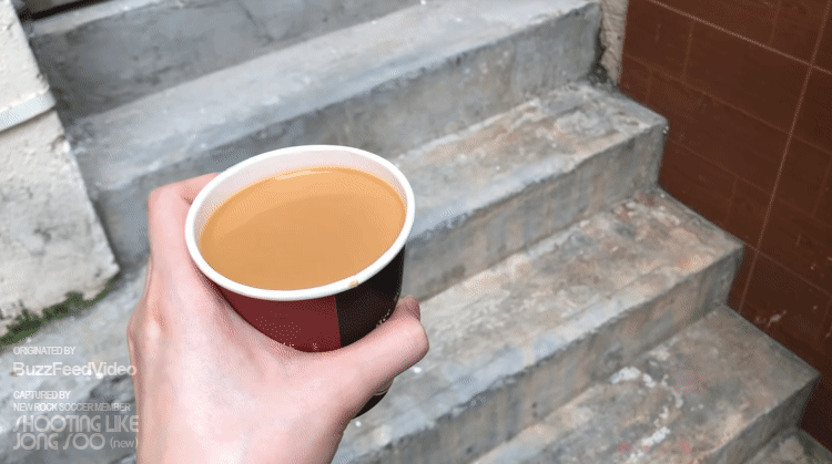 세계 9개국의 커피를 즐기는 방식.gif | 인스티즈