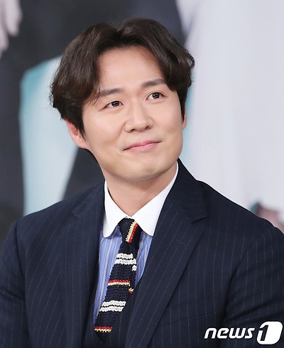 어딘가 결이 비슷한 한가인 취향 라인업 | 인스티즈