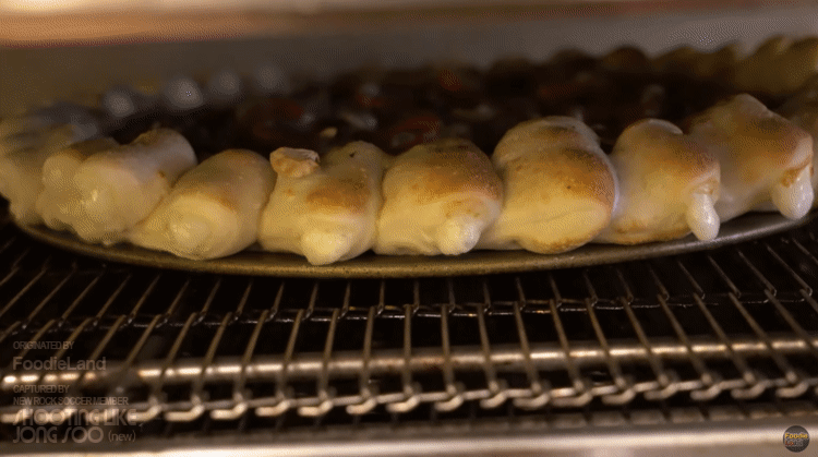 피자스쿨 직화홀릭 바이트가 만들어지는 과정.gif | 인스티즈