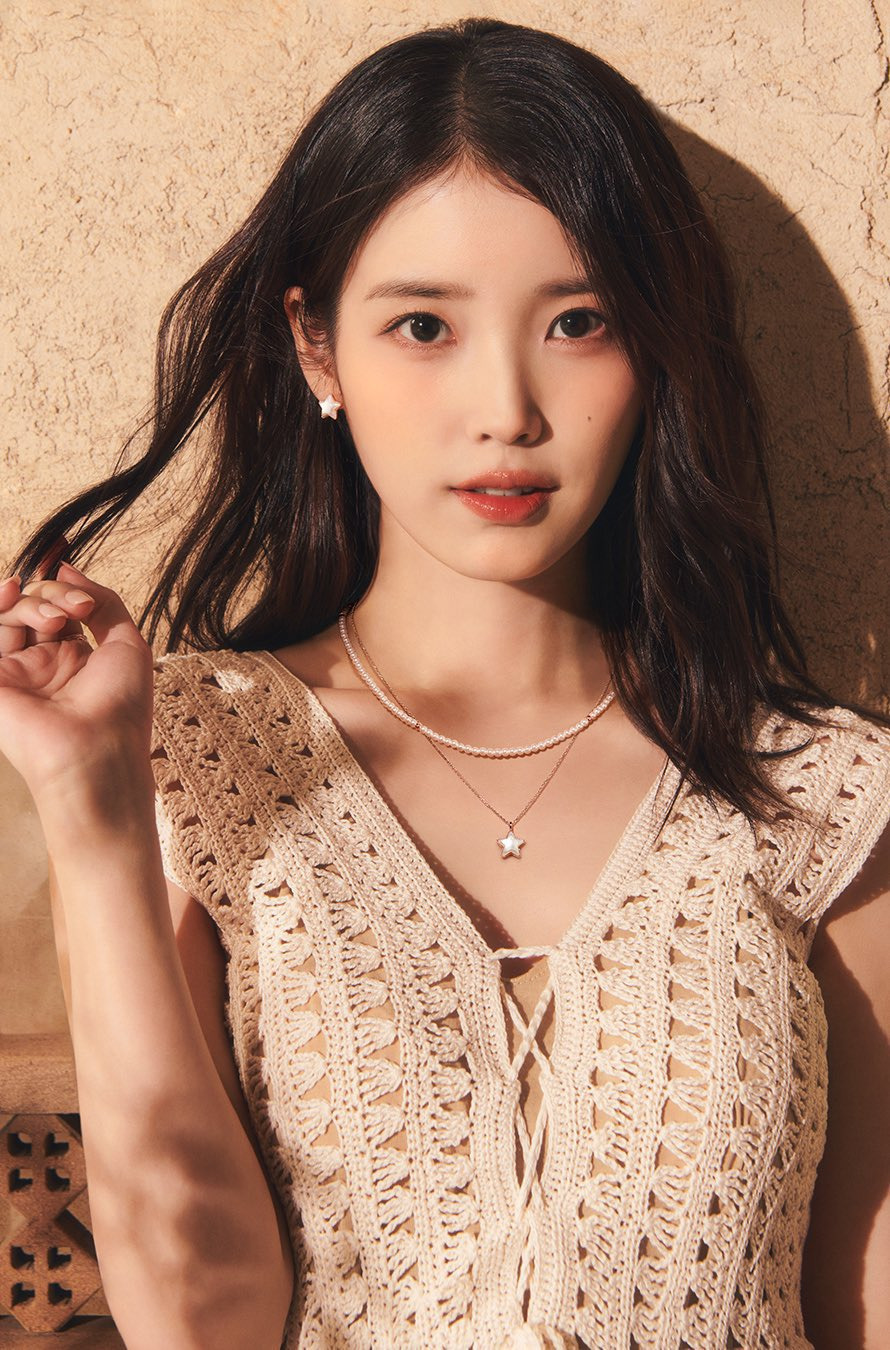 아이유 제이에스티나 화이트데이 화보jpg | 인스티즈