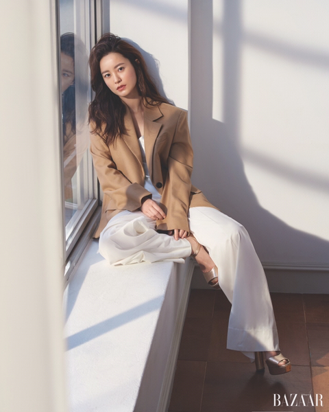 수트 입은 여자연예인들.jpg | 인스티즈