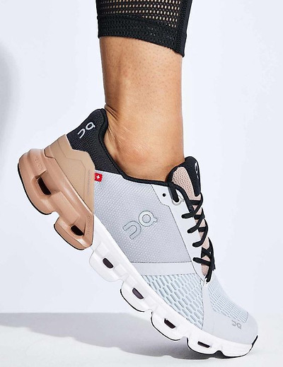 최근 점점 더 많이 신는 것 같은 운동화 브랜드 | 인스티즈