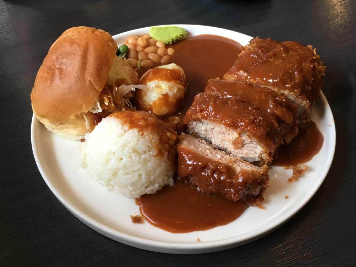 경양식인데 고기가 두툼하고 소스가 듬뿍 뿌려져서 큰 문제라는 돈까스 | 인스티즈