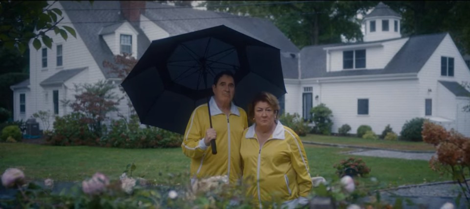 꿈에 그리던 대저택으로 영끌해서 이사왔는데, 일명 '감시자'로부터 지켜보고 있다는 불길한 편지가 계속 와요... | 인스티즈