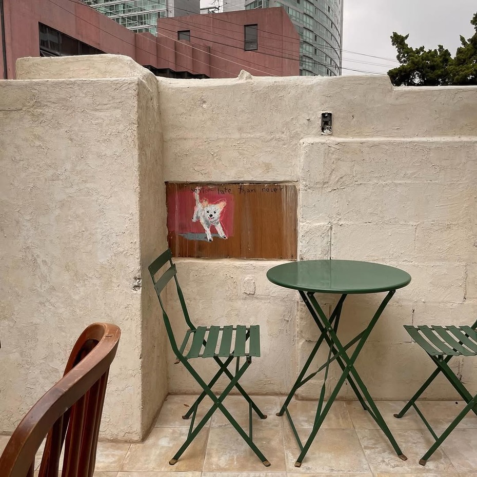 커피부터 술까지, 음미하며 독서하기 좋은 카페 4 | 인스티즈