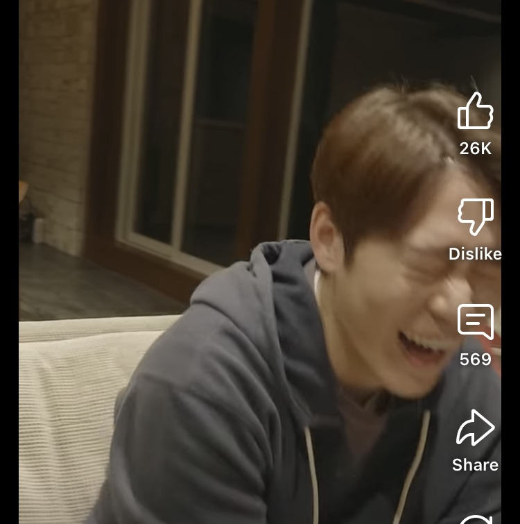 "나 좀 아파” 영어로 뭔지 외치면서 들어와 | 인스티즈