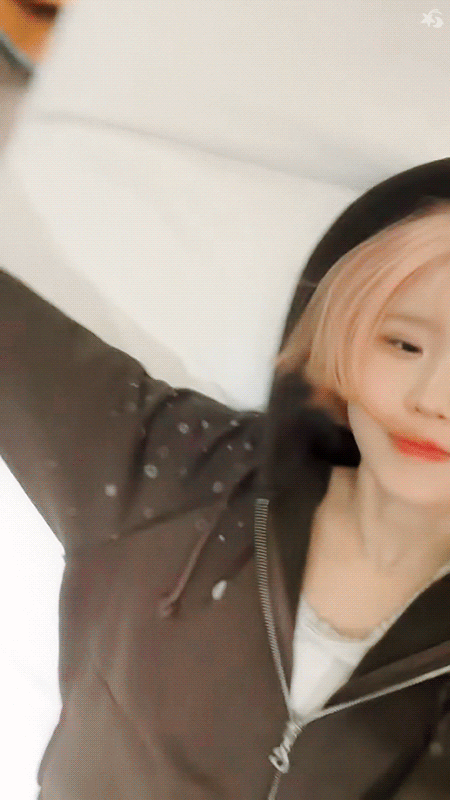 단발머리 프로미스나인 송하영.gif | 인스티즈