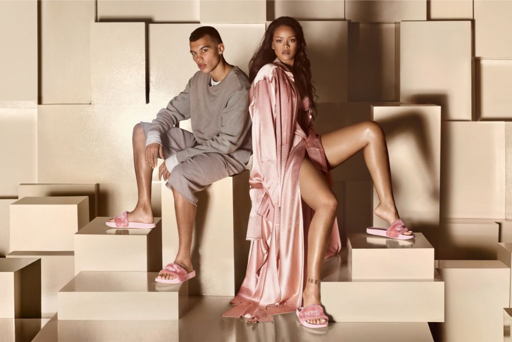 리한나가 출시한 신상 푸마 젤리 슬리퍼 | 인스티즈