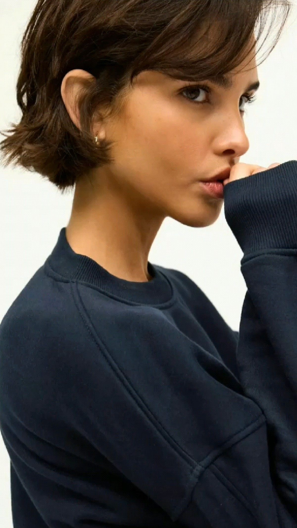 요즘은 단발이 끌리더라... ✂️💇🏻 참고하기 좋은 트렌디한 단발 디자인.jpg | 인스티즈