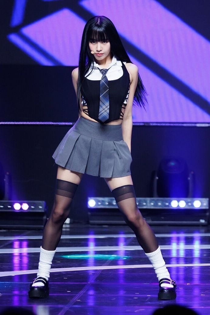 현재 걸그룹중 몸매만 놓고 봤을때 1황인것 같은 아이돌 | 인스티즈