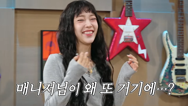 스테이씨 앞에서 정전되고 사라진 버추얼 아이돌 ㅋㅋ | 인스티즈