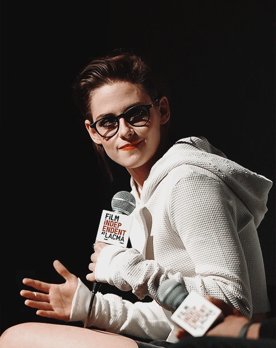 팬들 사이에서 레전드라 불리는 날들의 크리스틴 스튜어트.jpg | 인스티즈