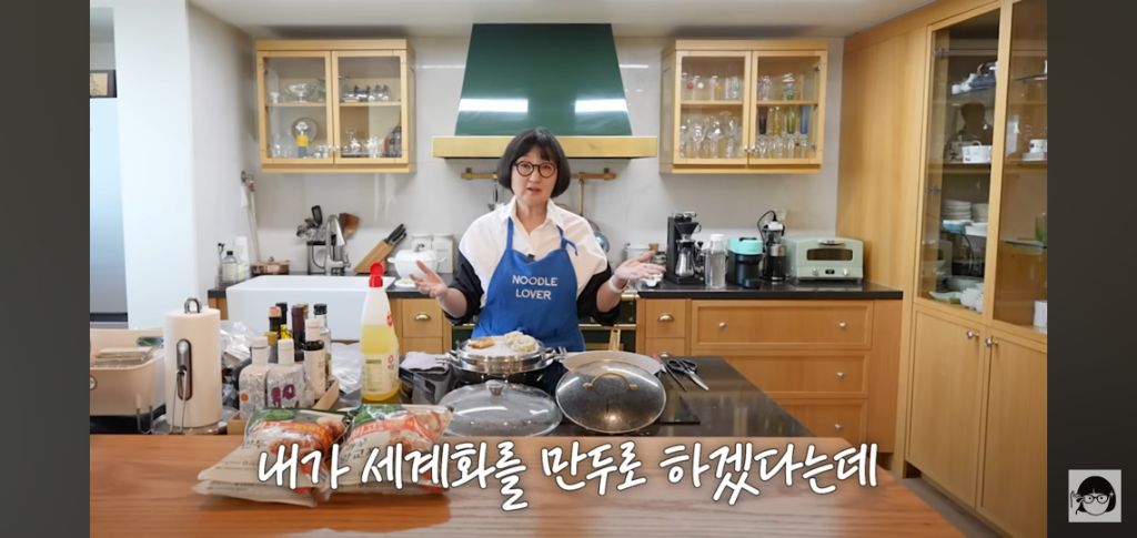 전세계 사로잡은 K-푸드 어머니 노희영이 세운 전략 3가지는?? 비비고 만두 | 인스티즈