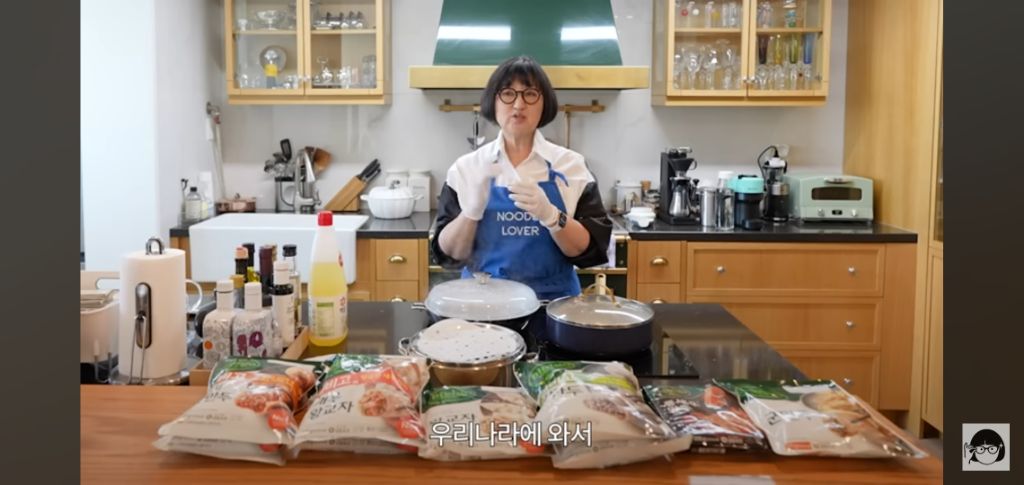전세계 사로잡은 K-푸드 어머니 노희영이 세운 전략 3가지는?? 비비고 만두 | 인스티즈