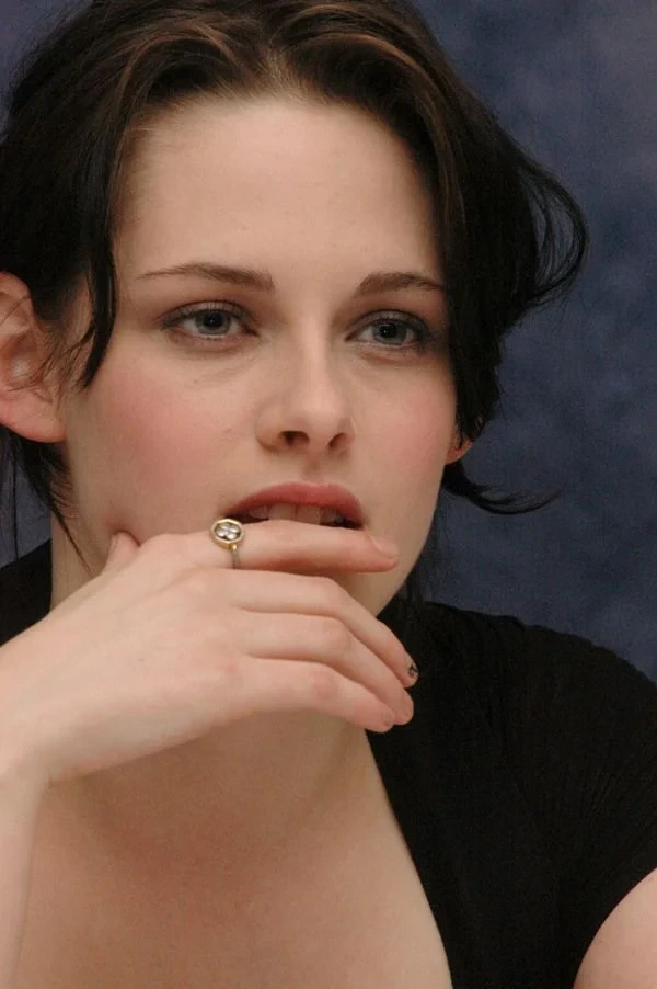 팬들 사이에서 레전드라 불리는 날들의 크리스틴 스튜어트.jpg | 인스티즈