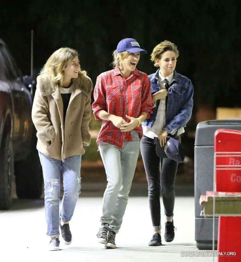 팬들 사이에서 레전드라 불리는 날들의 크리스틴 스튜어트.jpg | 인스티즈