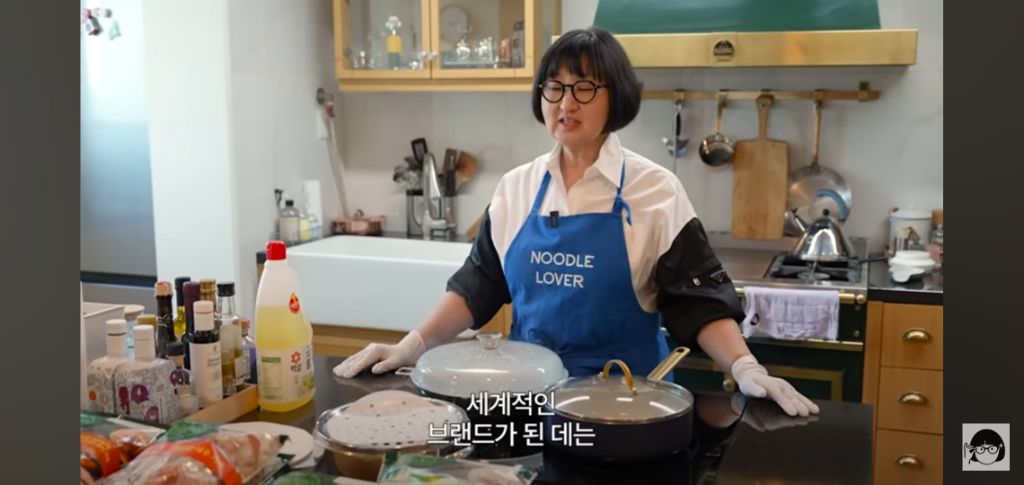 전세계 사로잡은 K-푸드 어머니 노희영이 세운 전략 3가지는?? 비비고 만두 | 인스티즈