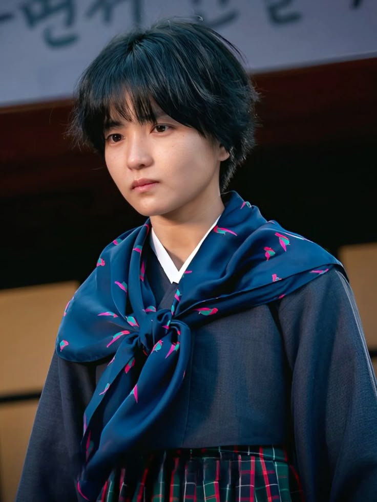 김태리 짧은머리 스타일 | 인스티즈