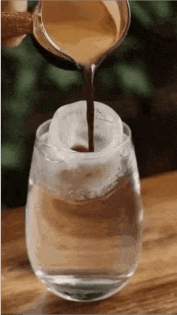 장염 걸린 얼음 커피 모습.gif | 인스티즈